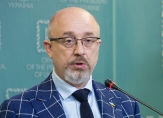 Выстояли неделю: министр обороны Резников обратился к украинцам