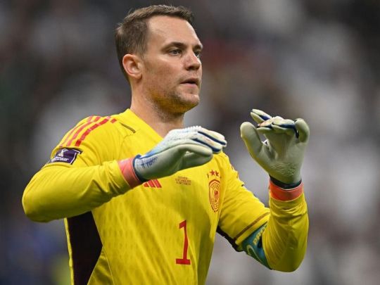 Легендарний воротар Мануель Нойєр потрапив до&nbsp;лікарні під час відпустки (фото)