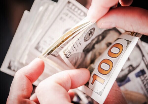 Курс валют в Украине 23 февраля 2023 года: сколько стоит доллар и евро
