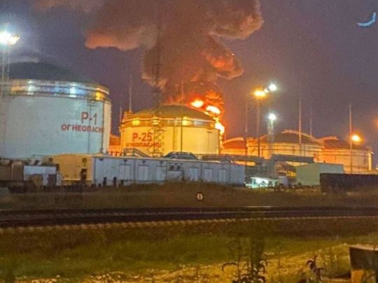 У&nbsp;росії &laquo;невідомий&raquo; безпілотник підпалив ще&nbsp;одну нафтобазу (фото, відео)