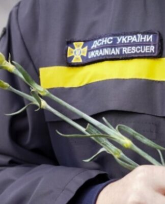 В Одесской области простились со спасателями, погибшими во время повторного ракетного удара 15 марта