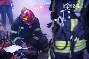 В Одессе из-за замыкания кондиционера вспыхнул пожар в квартире