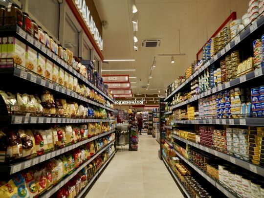Продукти в&nbsp;Україні дорожчі, ніж у&nbsp;Європі: НБУ назвав, які саме та&nbsp;чому