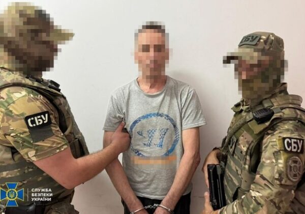 В Одессе СБУ задержала агента ФСБ, который готовил теракты и закладывал взрывчатки в тайники
