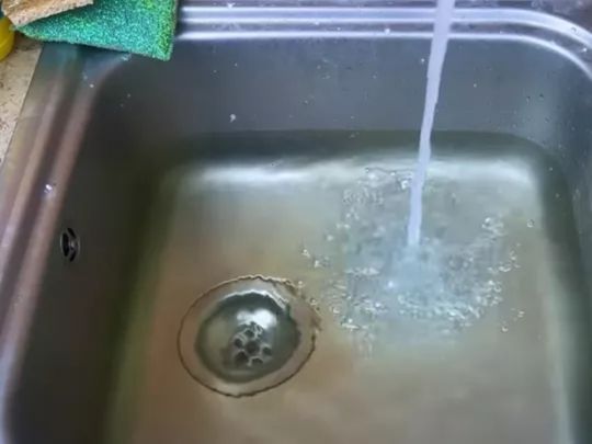 Що&nbsp;категорично не&nbsp;можна виливати в&nbsp;раковину: ці&nbsp;продукти нищать ваші труби