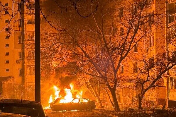 В Одессе БпЛА попали в многоэтажки: среди пострадавших дети, в том числе младенец