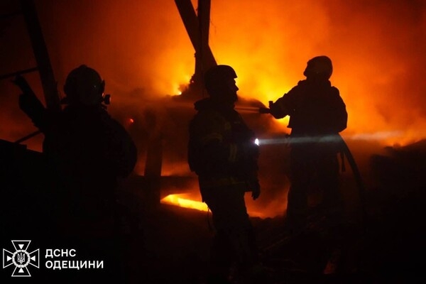 Ночной обстрел Одессы: под ударом оказался промышленный объект