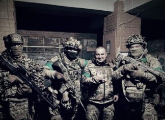 Полицейские Одесчины защищают Донбасс: кадры боевой работы на передовой