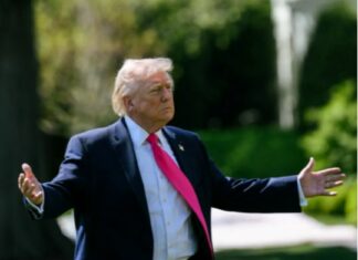 У США рейтинг підтримки Трампа впав до нового мінімуму