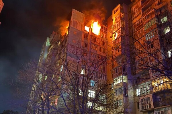 РФ обстреляла жилые дома в Хаджибейском районе Одессы: пострадали люди